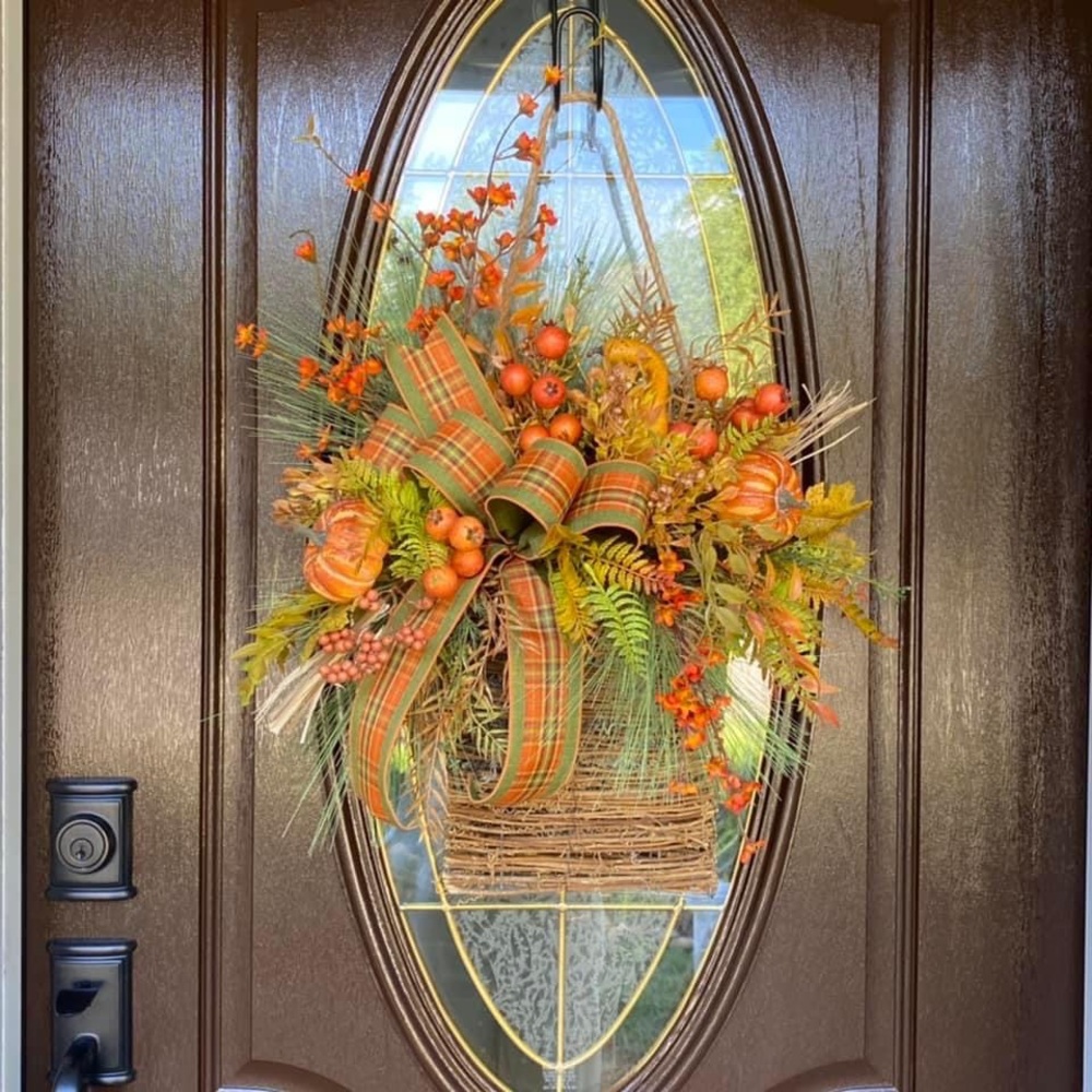 🧡SOLD🧡Fall Rustic Hanging Basket